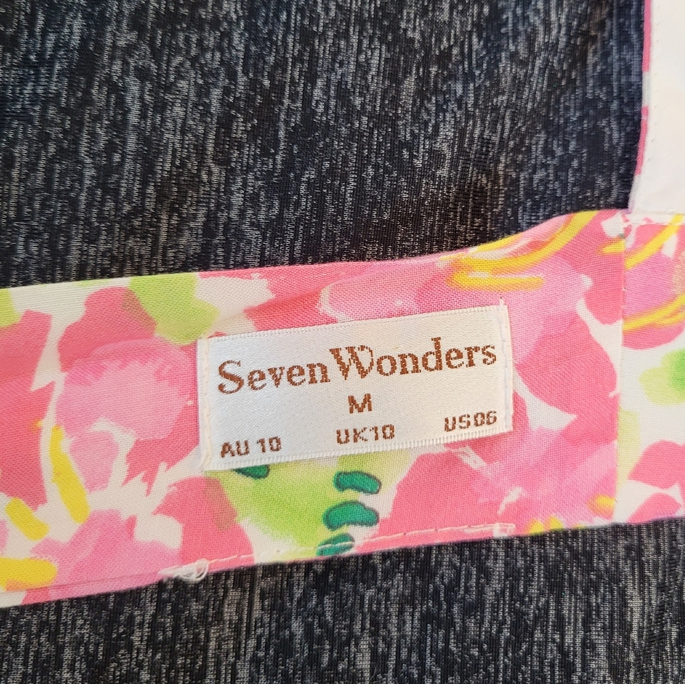Seven Wonders - Asuka Halter Neck Top in Pink Green Floral Size M - Picture 4 of 5